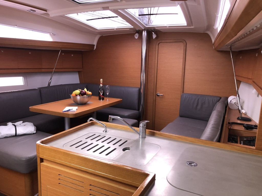 Yacht DUFOUR - 412 Grand Large "Pamoja"