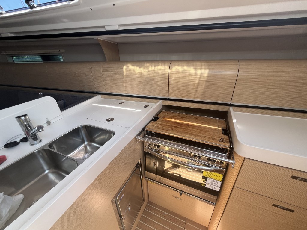 Yacht DEHLER - 38 "Carla"