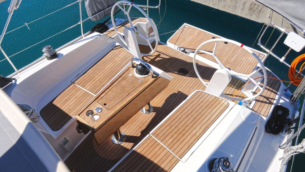 Yacht BAVARIA - Cruiser 37 "Merara"