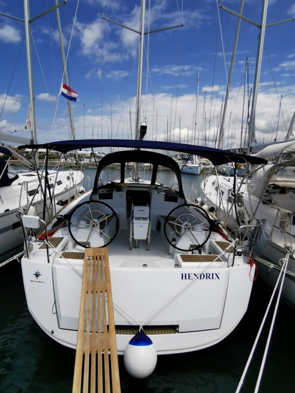 Yacht JEANNEAU - Sun Odyssey 419 "Hendrix"