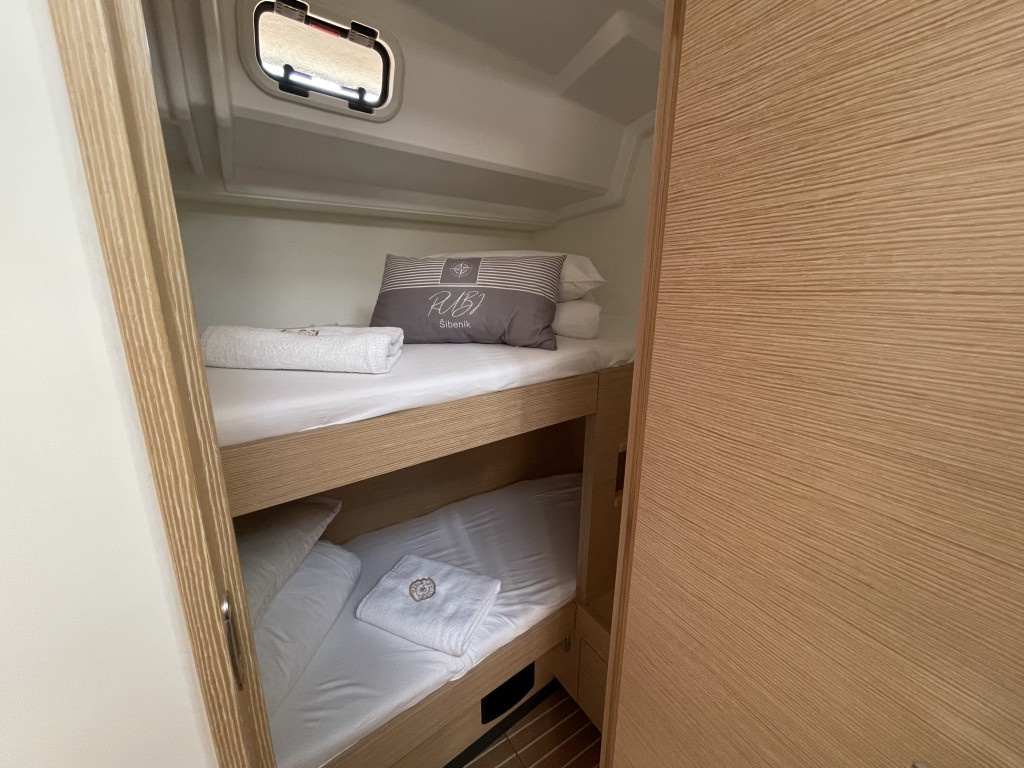 Yacht HANSE - 460 "Rubi"