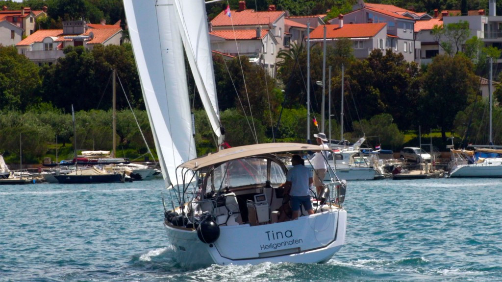 Yacht JEANNEAU - Sun Odyssey 389 "Tina"