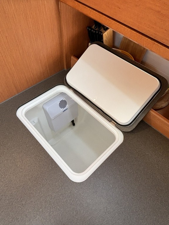 Yacht BAVARIA - Cruiser 46 "Emma"