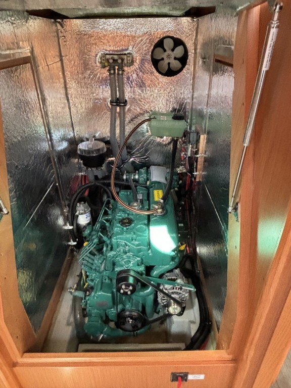 Yacht BAVARIA - Cruiser 46 "Emma"