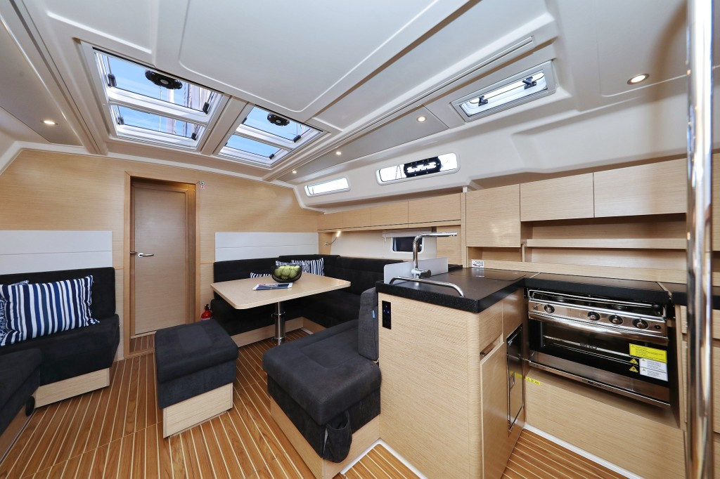 Yacht HANSE - 458 "Kind of Magic"