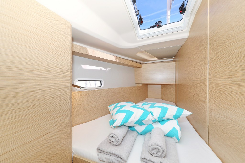 Yacht HANSE - 458 "Kind of Magic"