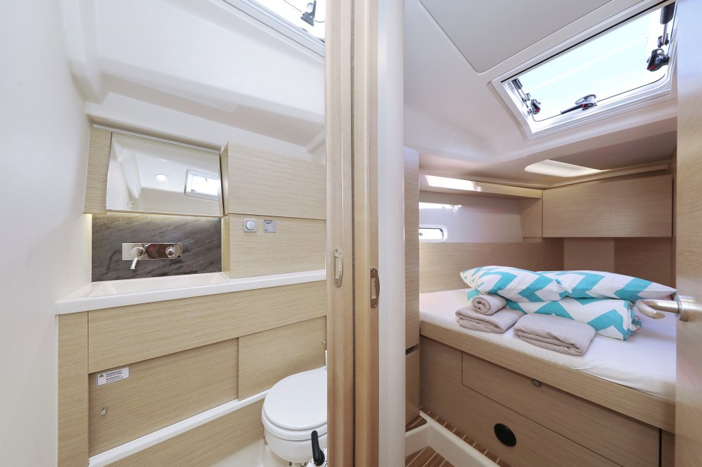 Yacht HANSE - 458 "Kind of Magic"