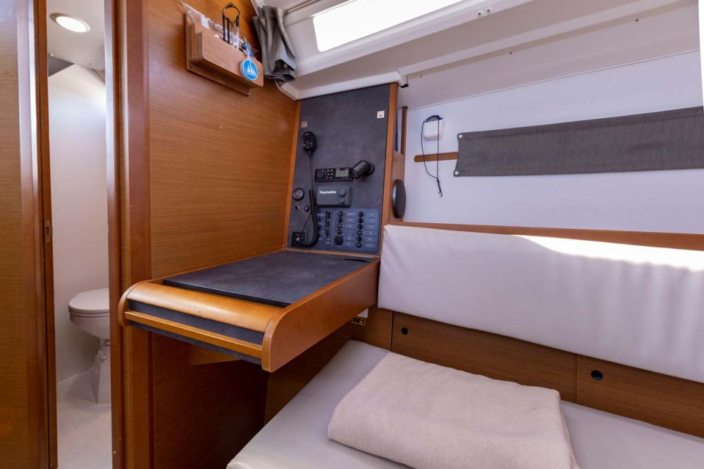 Yacht JEANNEAU - Sun Odyssey 349 "In The Mood"