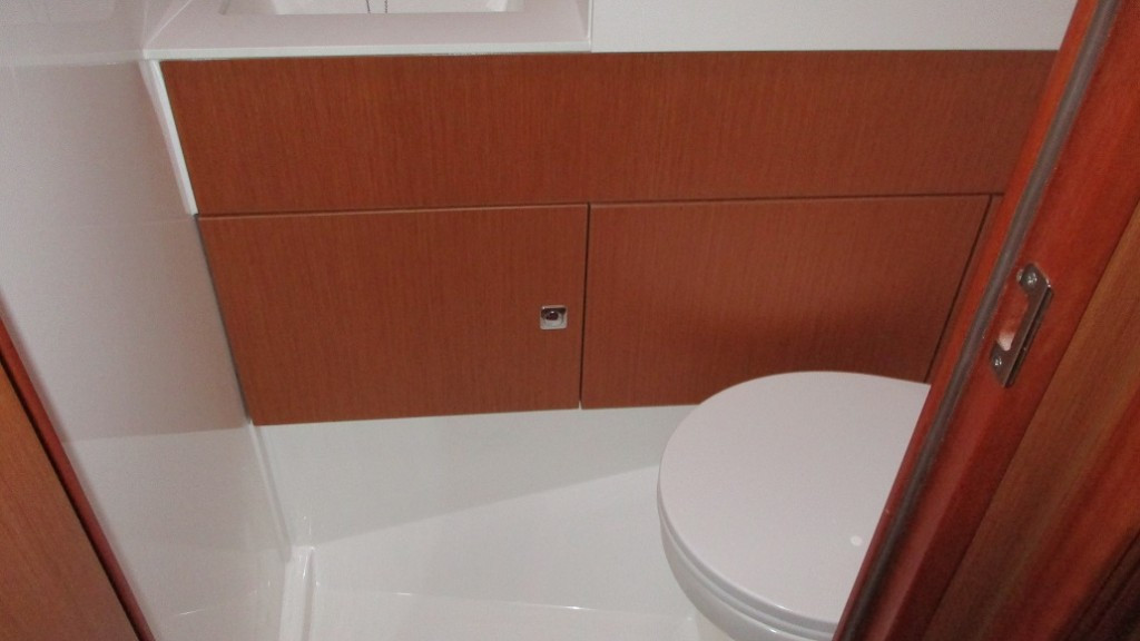 Yacht BAVARIA - C45 "One"