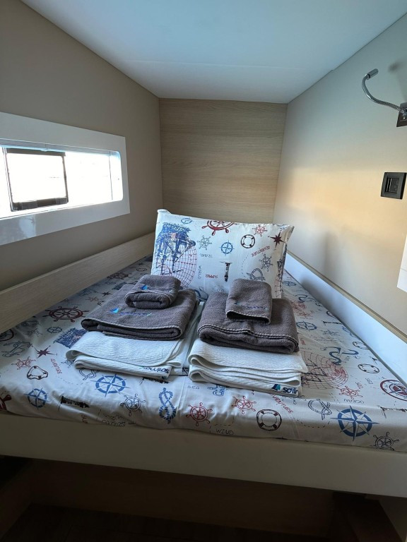 Yacht AVENTURA - 37 "Catalina"