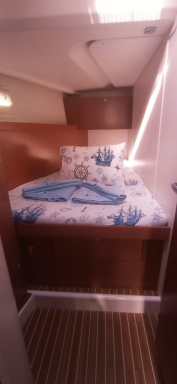 Yacht HANSE - 445 "Juana"