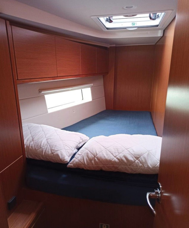 Yacht BAVARIA - C45 "Nutmeg"