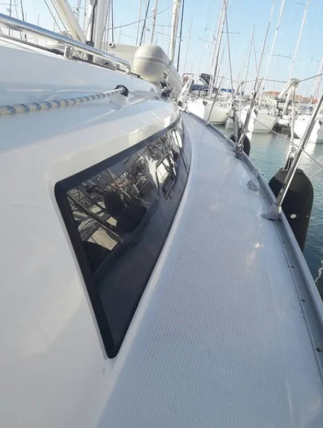 Yacht BAVARIA - Cruiser 37 "John K"