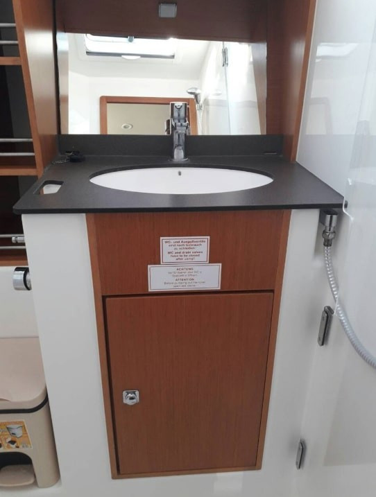 Yacht BAVARIA - Cruiser 41 "Quintessa"