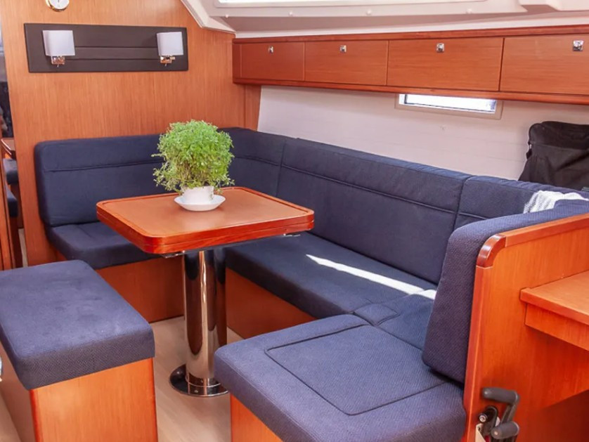 Yacht BAVARIA - Cruiser 41 ""