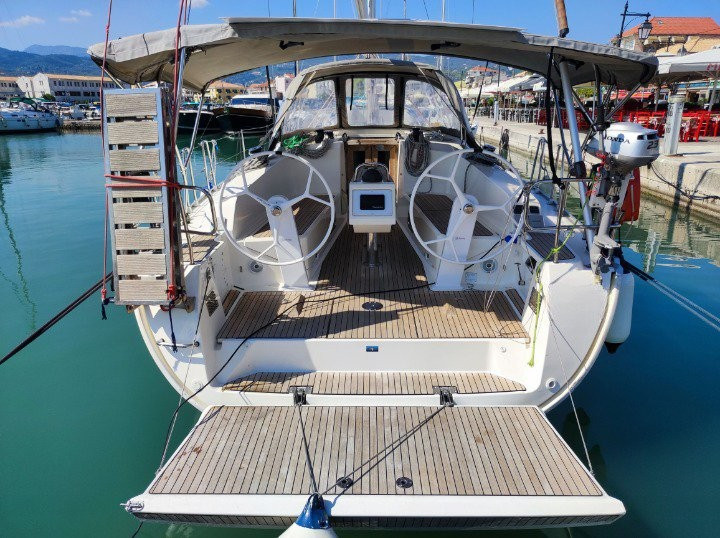 Yacht BAVARIA - Cruiser 41 ""