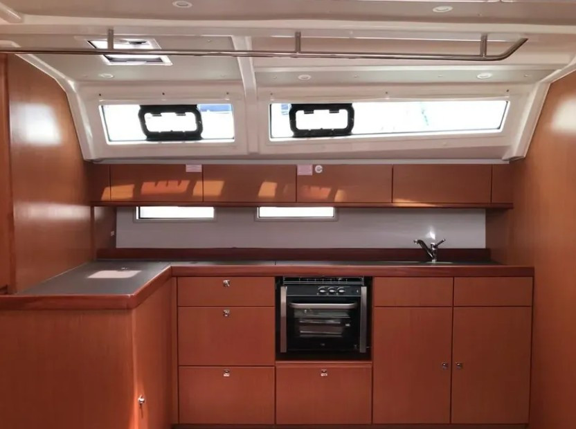 Yacht BAVARIA - Cruiser 46 ""