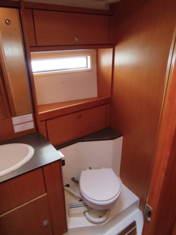 Yacht BAVARIA - Cruiser 56 "Searex"