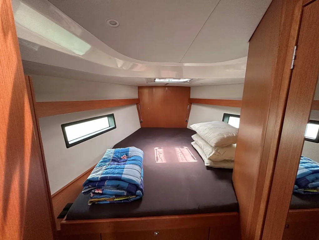 Yacht BAVARIA - Cruiser 56 ""