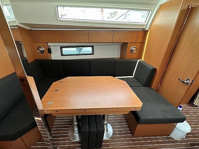 Yacht BAVARIA - Cruiser 56 ""