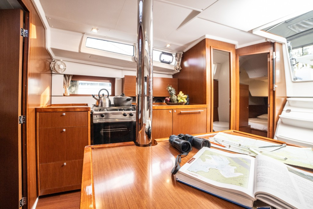 Yacht BENETEAU - Oceanis 38.1 "Rania"