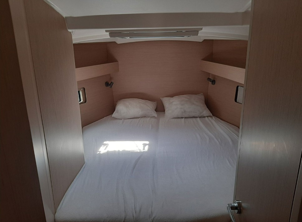 Yacht BENETEAU - Oceanis 40.1 ""