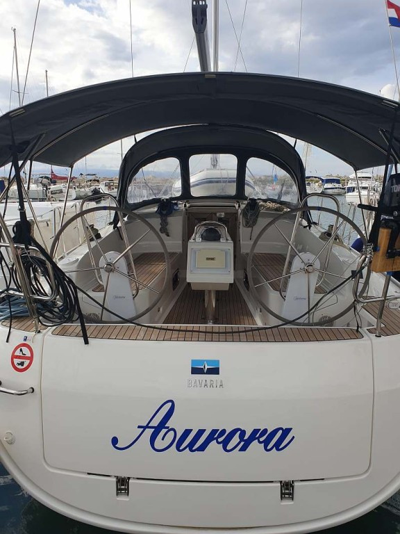 Yacht BAVARIA - Cruiser 37 "Aurora"
