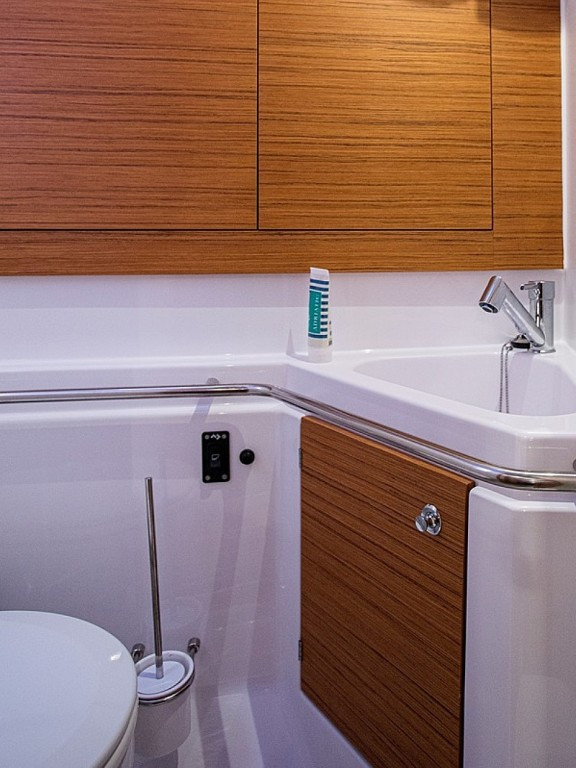 Yacht ELAN - Impression 45 "Monaco"