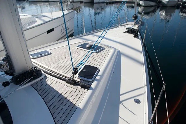 Yacht DELPHIA - 47 "Team Adventure"