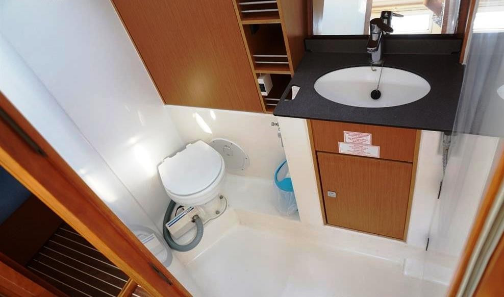 Yacht BAVARIA - Cruiser 41 "Hermes"