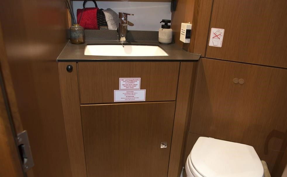 Yacht BAVARIA - Cruiser 41 "Hermes"