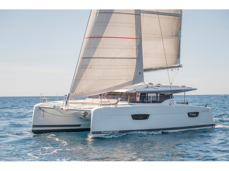 Yacht FOUNTAINE PAJOT - Astrea 42 "Muttley"