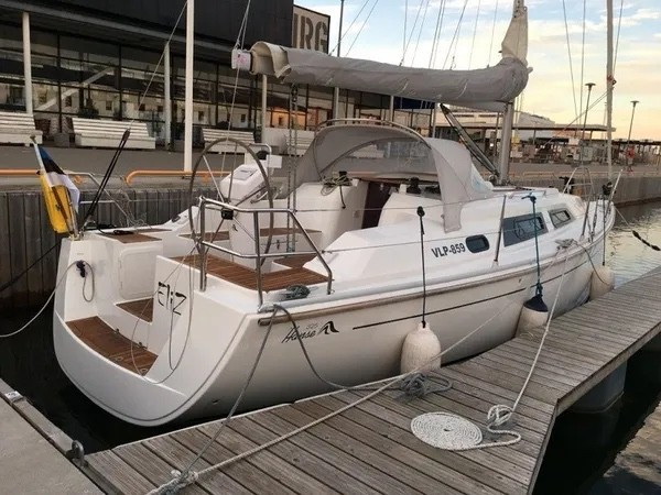 Yacht HANSE - 325 "Eliza"
