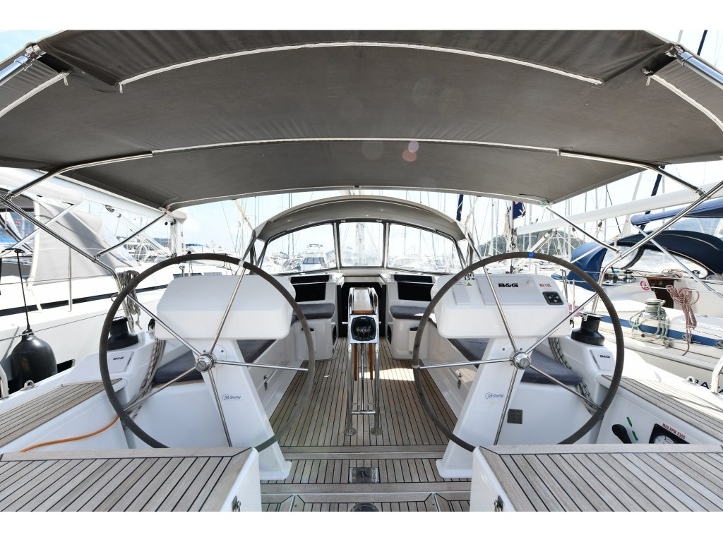 Yacht HANSE - 458 "Sarisu"