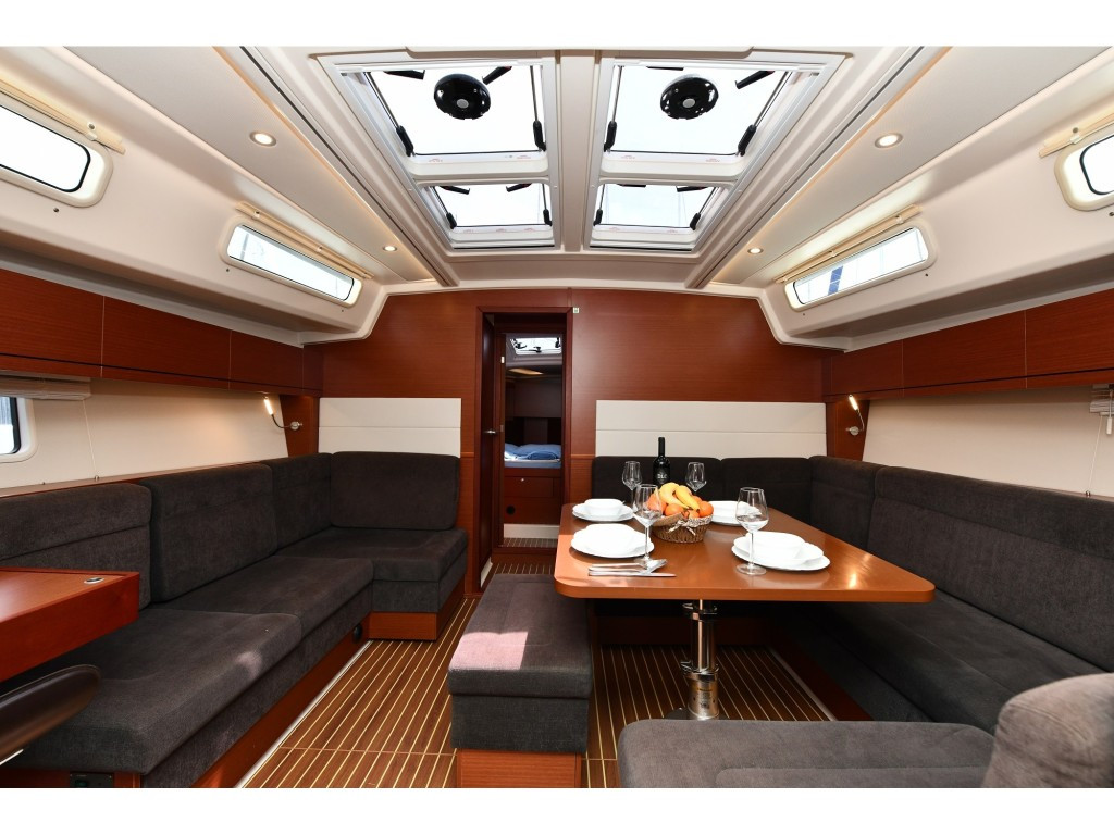 Yacht HANSE - 458 "Sarisu"