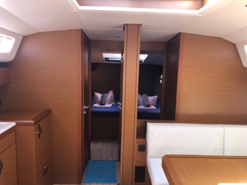 Yacht JEANNEAU - 54 "Joulukka"