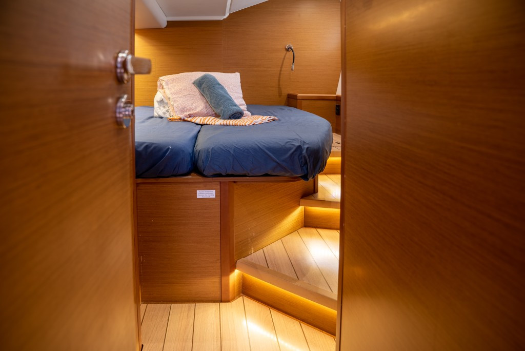 Yacht JEANNEAU - 54 "Joulukka"