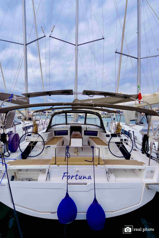 Yacht DUFOUR - 470 "Fortuna"