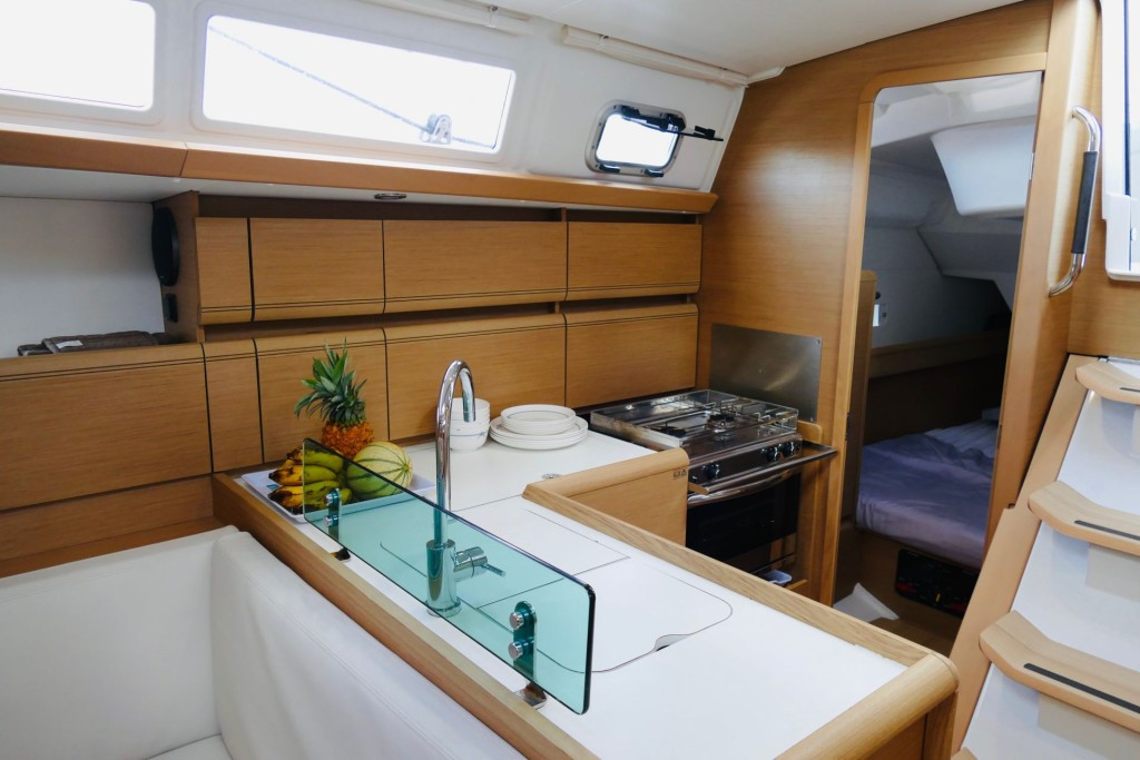 Yacht JEANNEAU - Sun Odyssey 389 "Algol"
