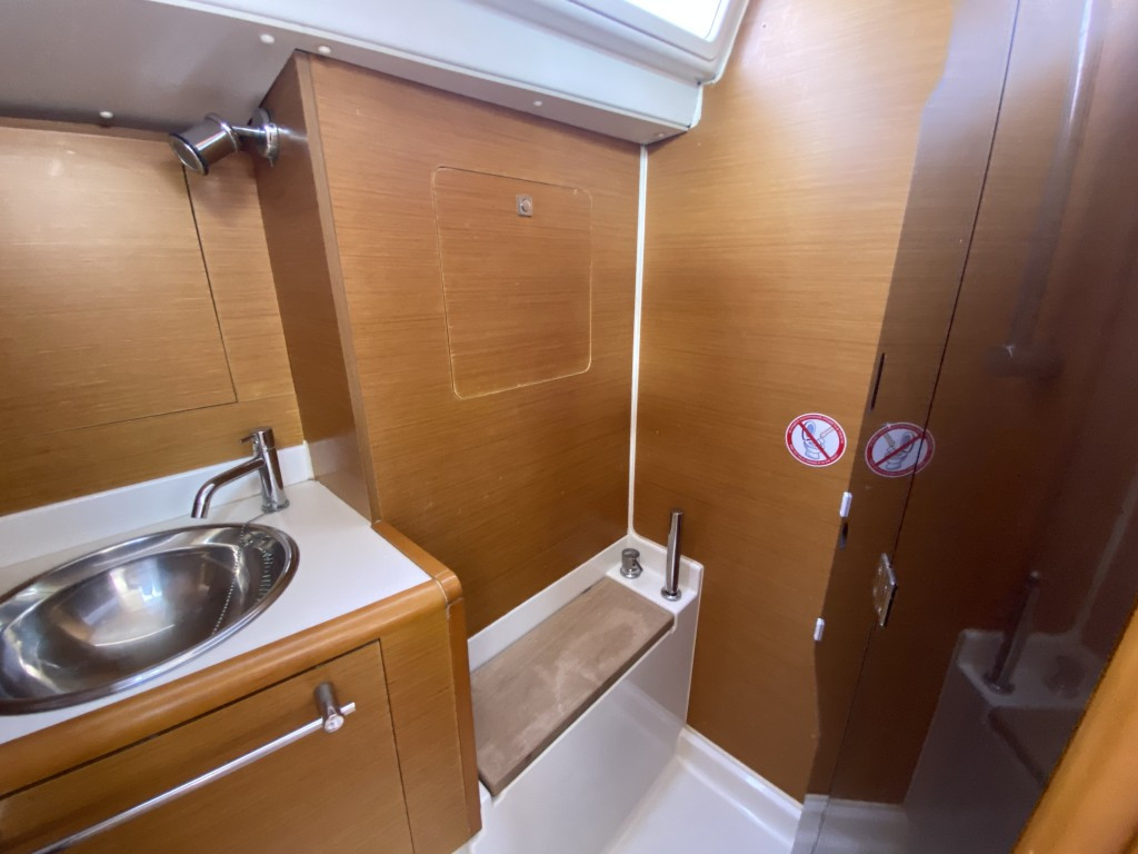 Yacht JEANNEAU - Sun Odyssey 409 "Pangea"