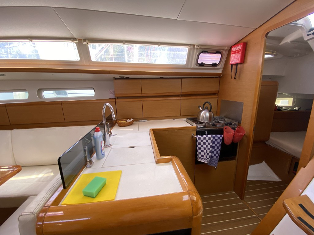 Yacht JEANNEAU - Sun Odyssey 409 "Pangea"