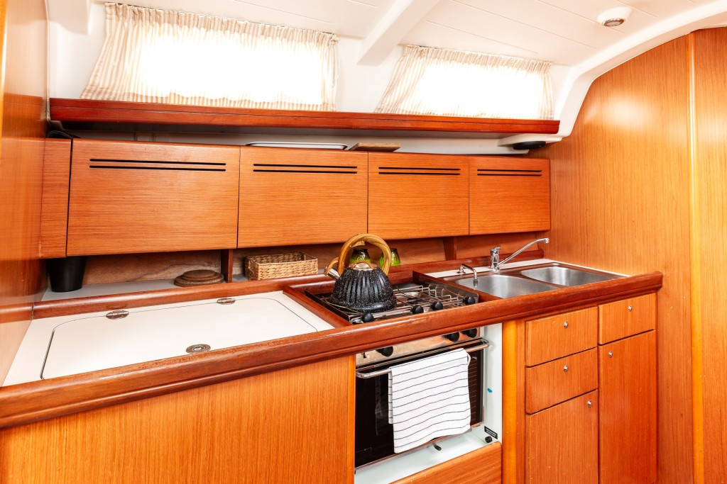 Yacht BENETEAU - Cyclades 43.4 "Too Lucky"