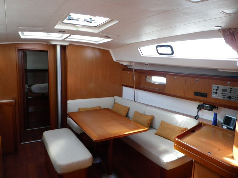 Yacht BENETEAU - Oceanis 43 "Optimus"