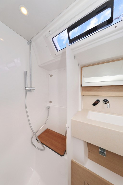 Yacht DUFOUR - 470 "Energy"