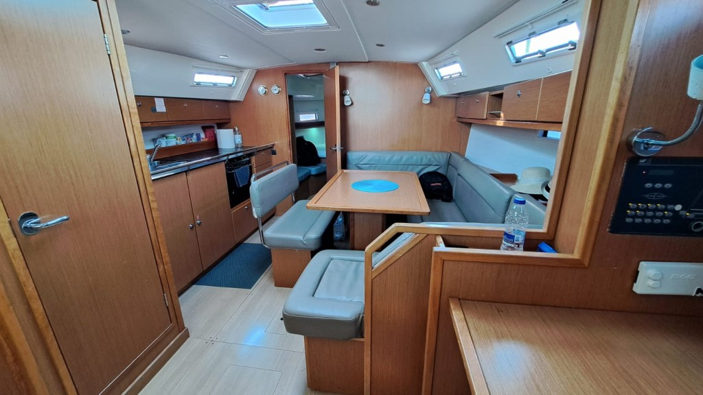 Yacht BAVARIA - Cruiser 40 "Manta"