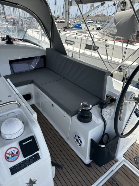 Yacht JEANNEAU - Sun Odyssey 440 "Taurus"