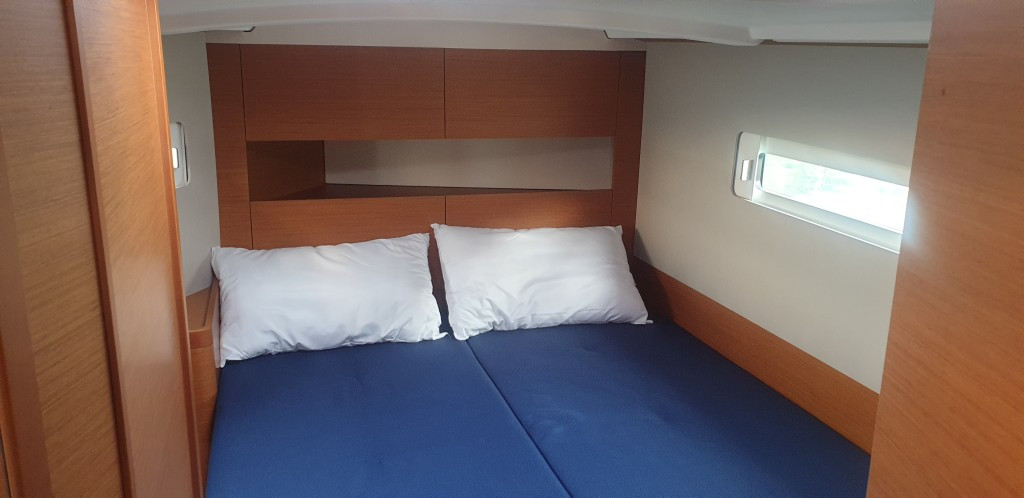 Yacht JEANNEAU - Sun Odyssey 410 "The song is you"