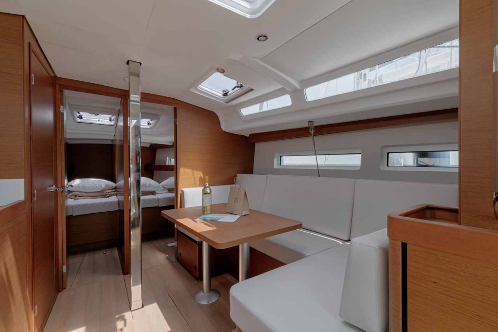 Yacht JEANNEAU - Sun Odyssey 440 "Mystic Blue"