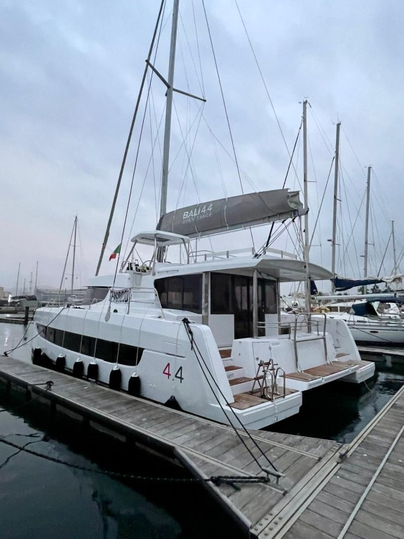 Yacht CATANA - Bali 4.4 "Seven"