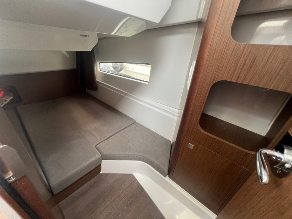 Yacht BENETEAU - Antares 9 OB "Jack"